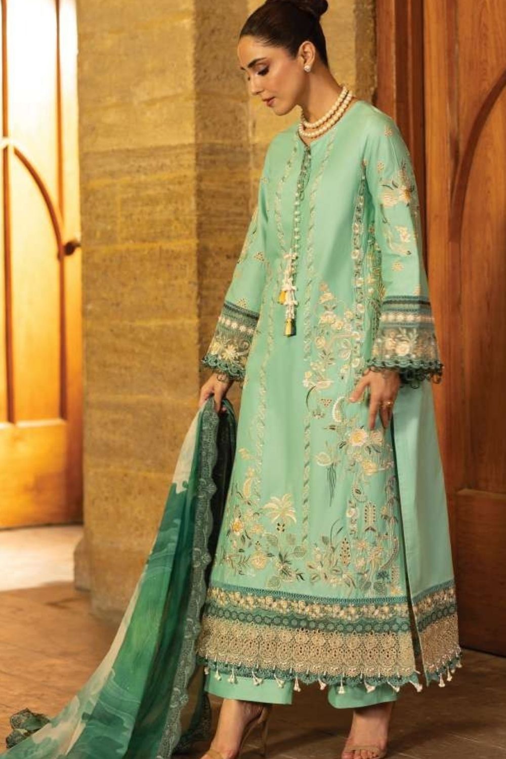 Imrozia | Serene 3 Pc Unstitched Embroidered Lawn Suit SL-156 Yalina