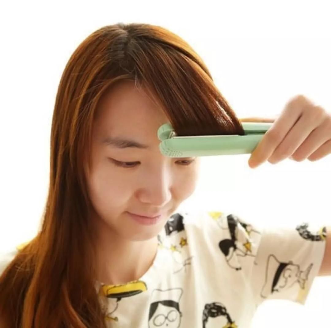 Pack Of 2 Combo Mini Hair Straightener And Hair Dryer
